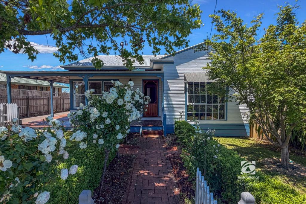 17 Day St, Bairnsdale, VIC 3875