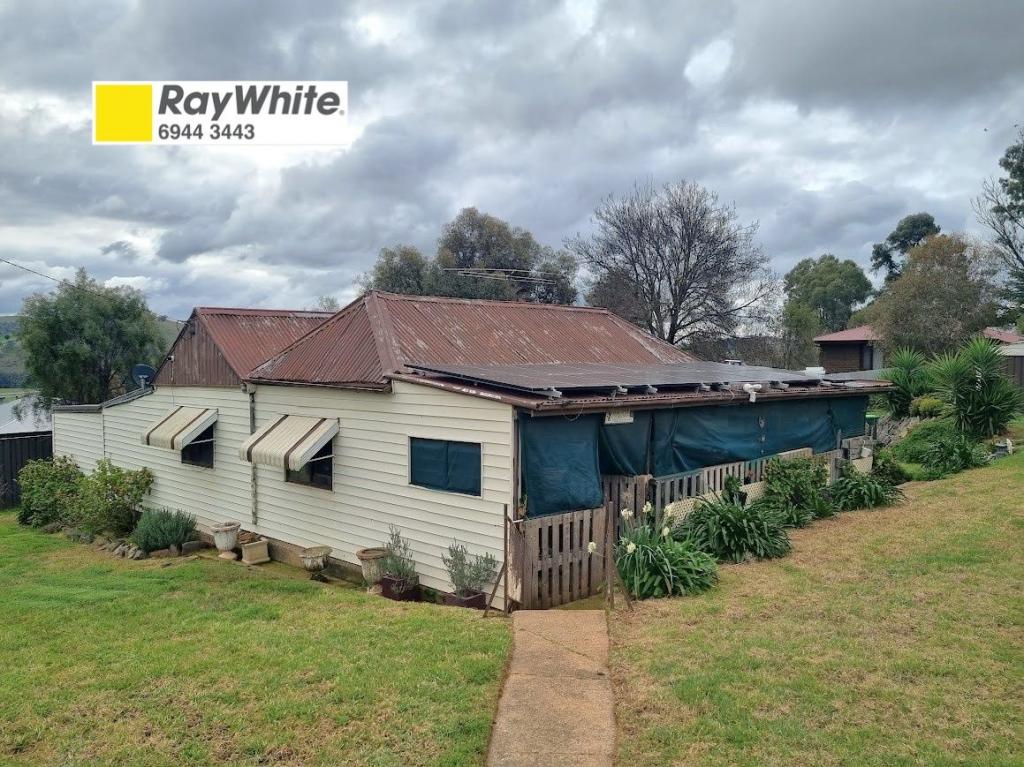 42 TOM ST, SOUTH GUNDAGAI, NSW 2722