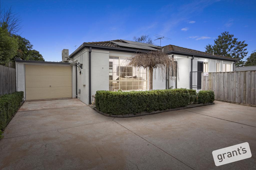 3/1 Daniher Cl, Berwick, VIC 3806