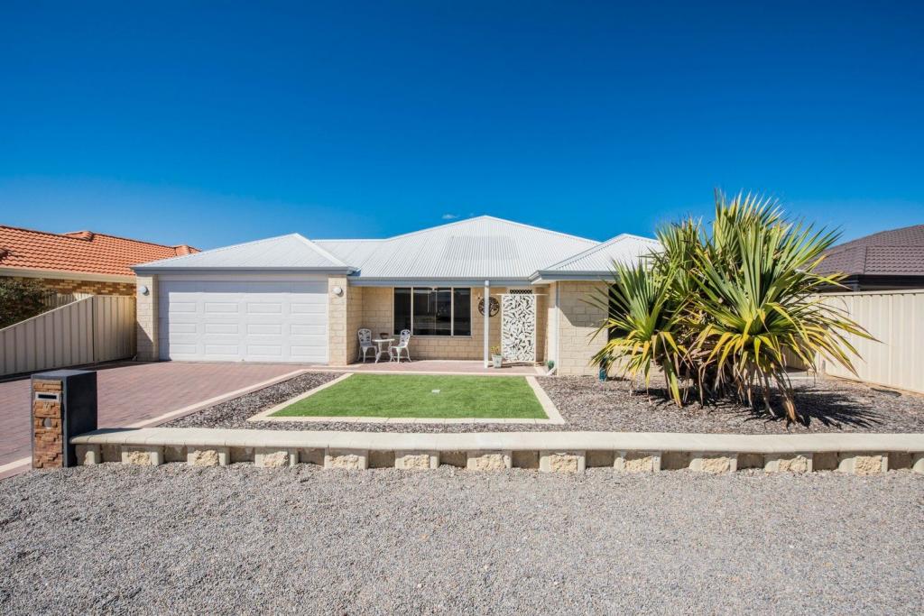 7 Invincible Rise, Wandina, WA 6530