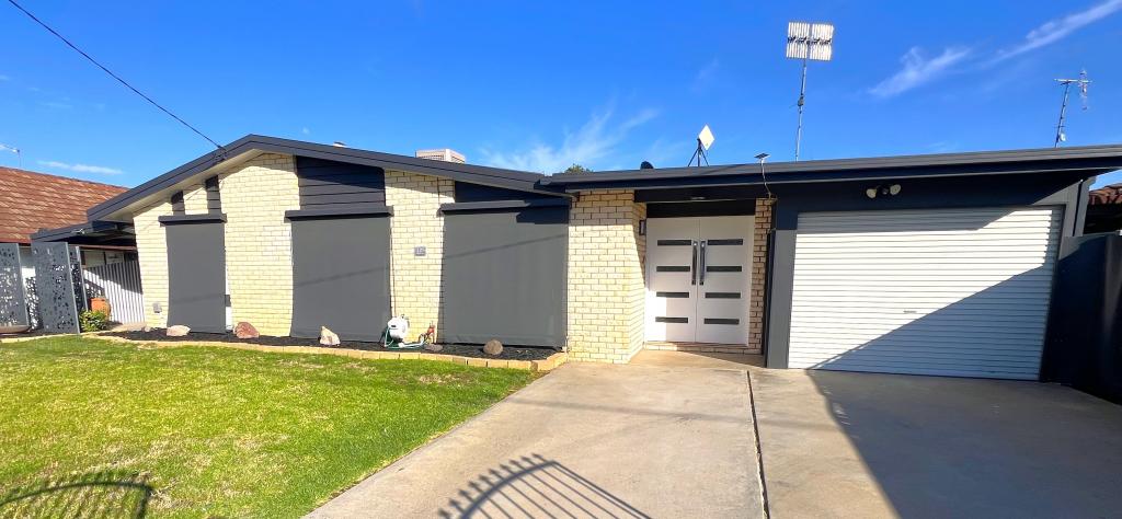 125 DECIMUS ST, DENILIQUIN, NSW 2710