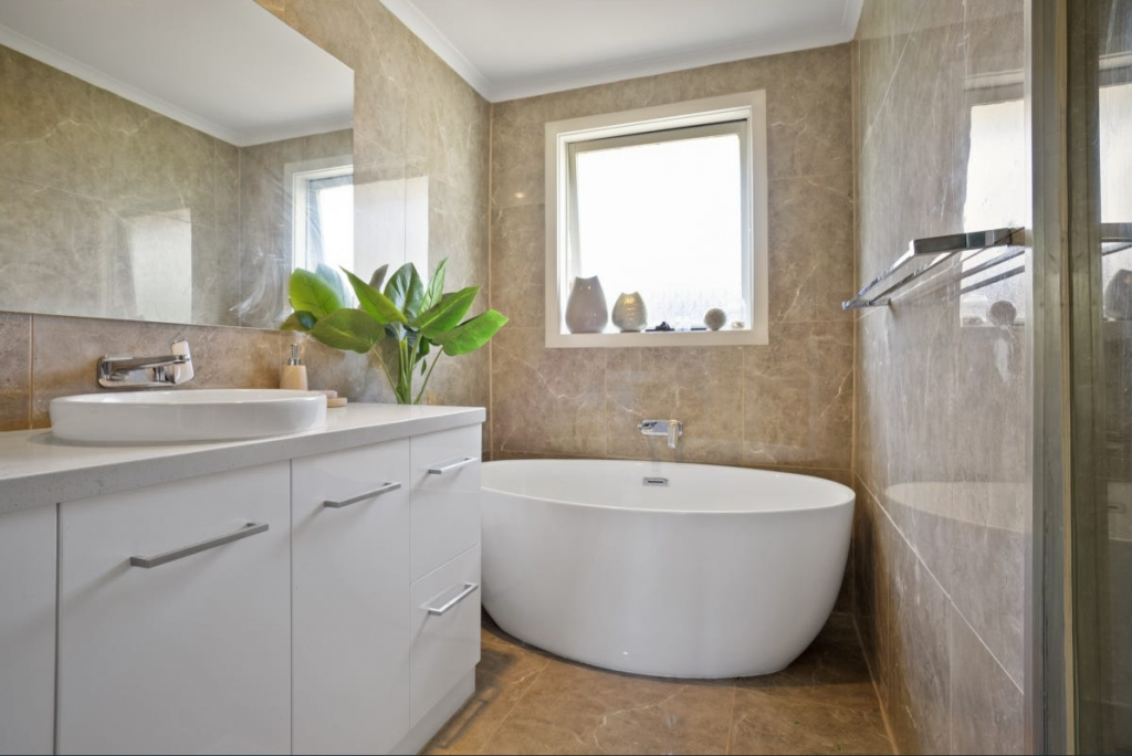 12 POINCIANA CT, WERRIBEE, VIC 3030