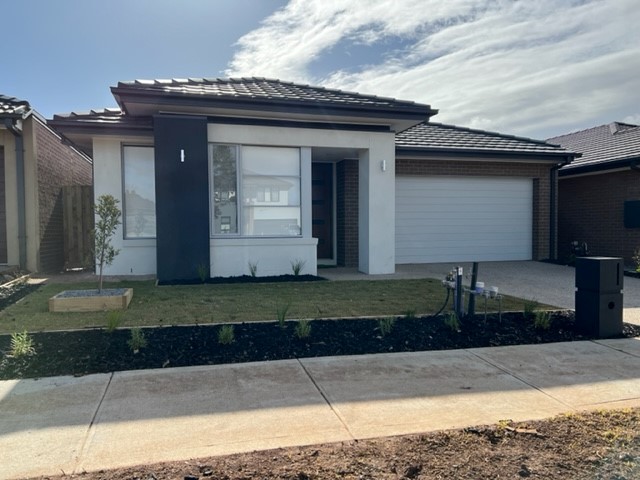 324 Frontier Ave, Aintree, VIC 3336