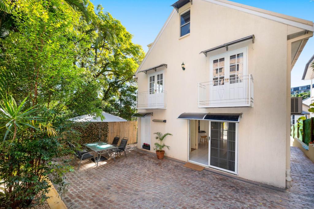 16 Sheriff St, Petrie Terrace, QLD 4000