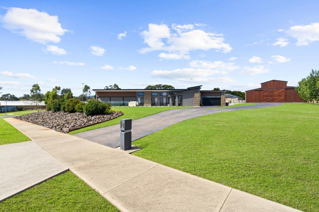4 Beavis Ct, Churchill, VIC 3842