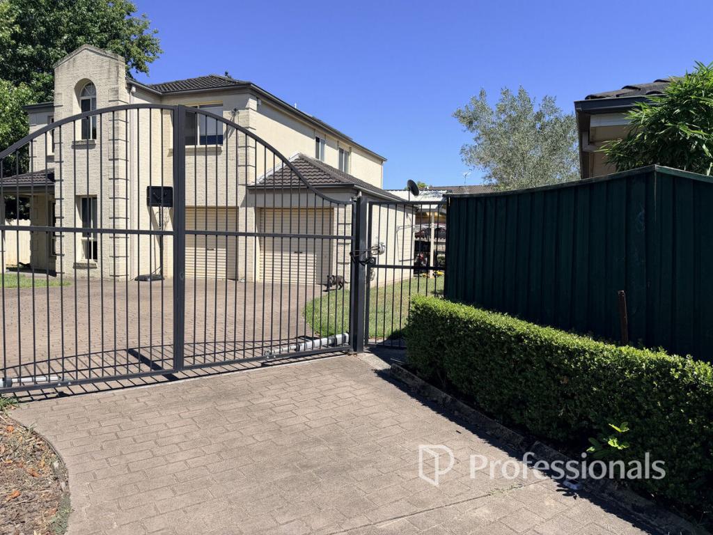 8 Trumble Pl, Rouse Hill, NSW 2155