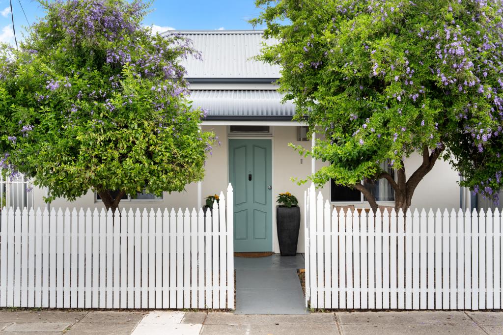 9 Connor St, Glanville, SA 5015