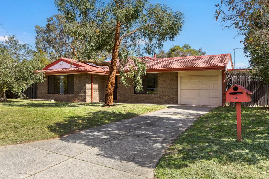 14 Devitt Gr, Parmelia, WA 6167