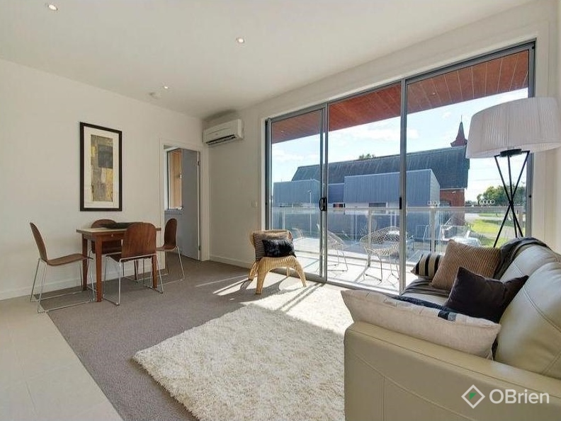 117/5 BEAR ST, MORDIALLOC, VIC 3195