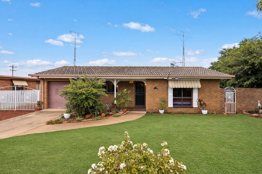 35 Celtis Pl, Leeton, NSW 2705