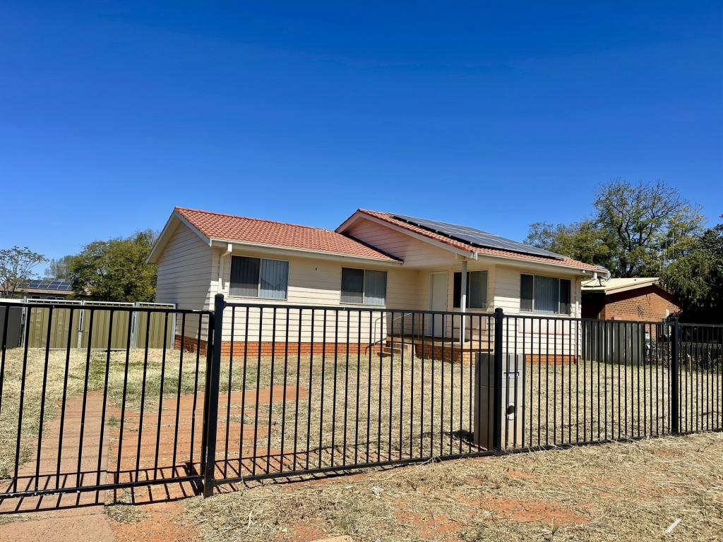 17 Yarran Cir, Cobar, NSW 2835