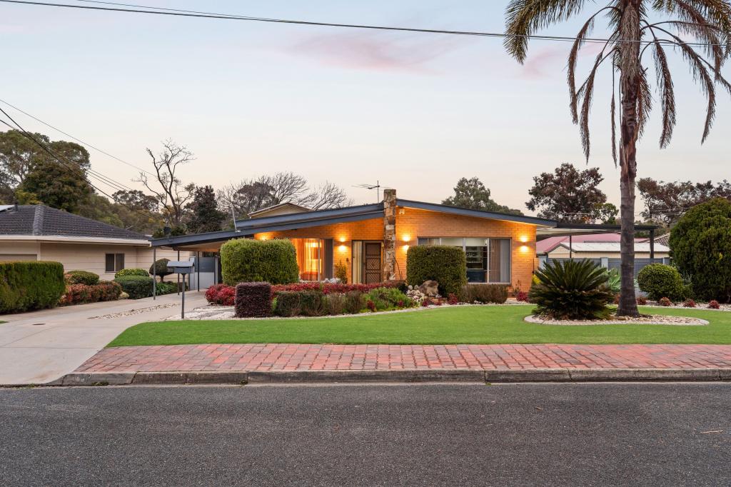 12 Christopher St, Dernancourt, SA 5075