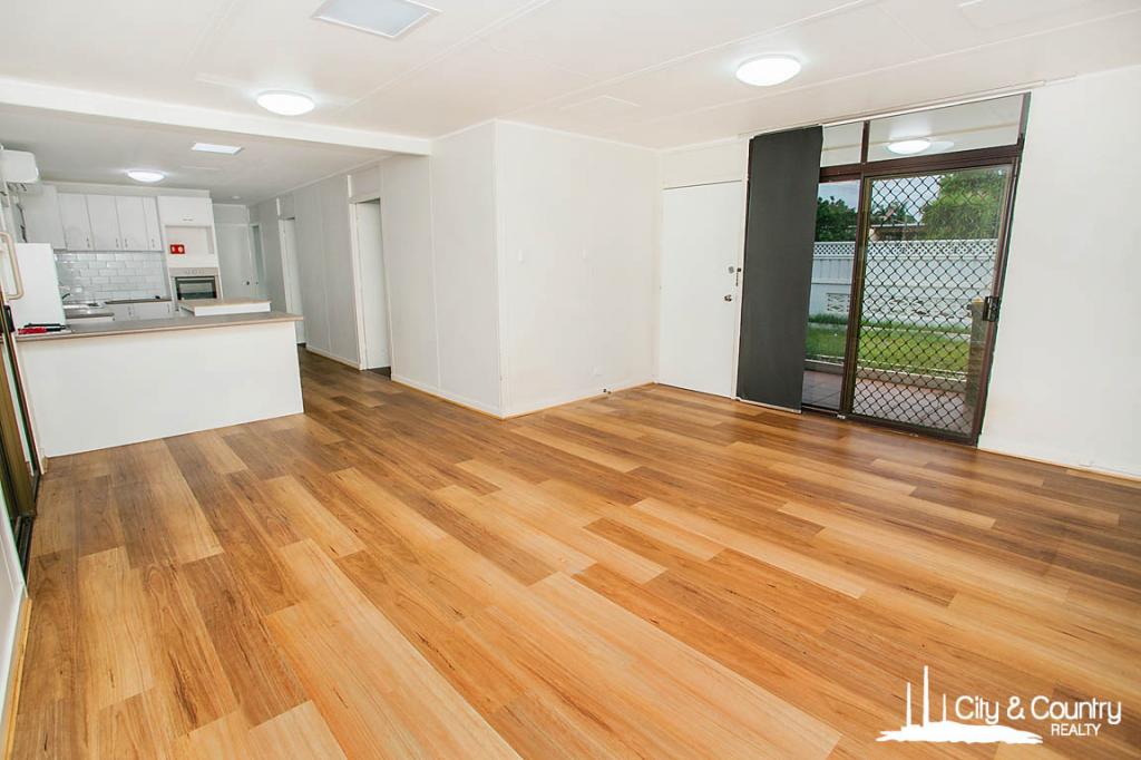 28 Hinkler Cres, Mount Isa, QLD 4825