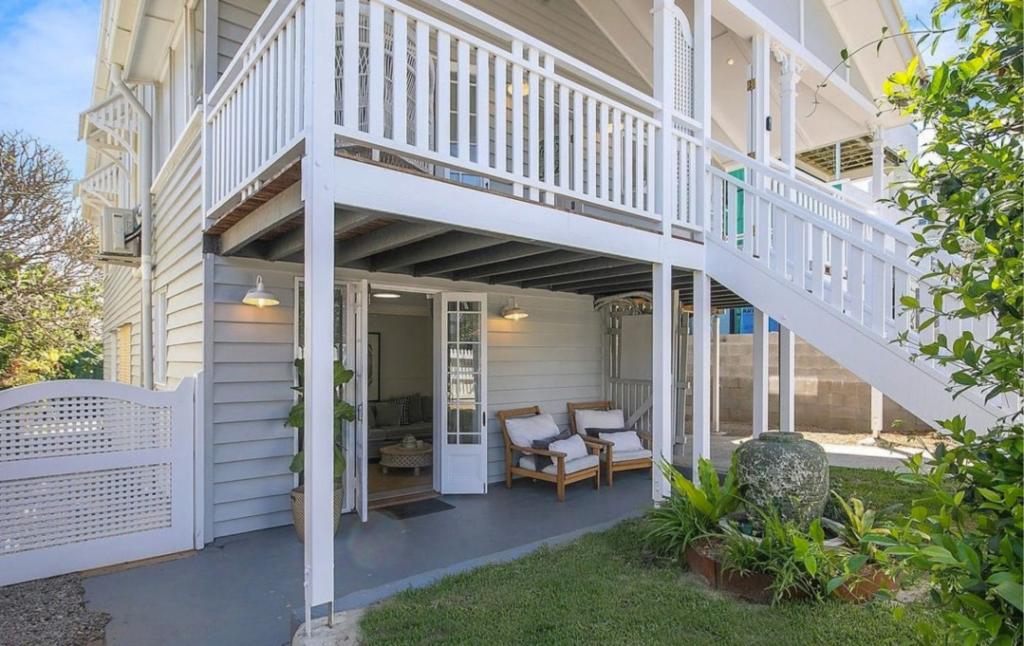2/31 Marine Pde, Redcliffe, QLD 4020