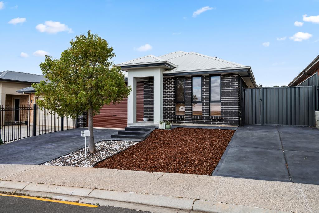 33 Highview Dr, Hillbank, SA 5112