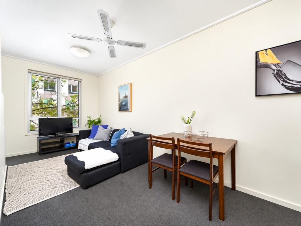 3006/590 LYGON ST, CARLTON, VIC 3053