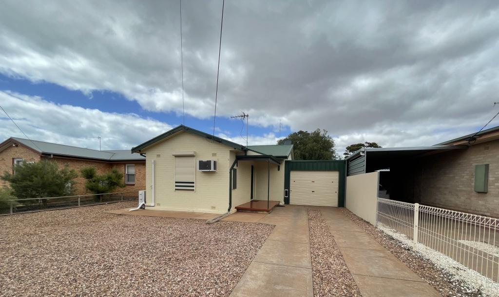 15 Henry St, Whyalla Stuart, SA 5608