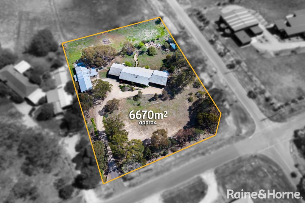 37 Whittakers Lane, Riddells Creek, VIC 3431