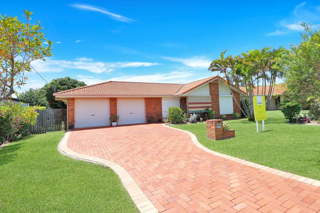 88 Honiton St, Torquay, QLD 4655