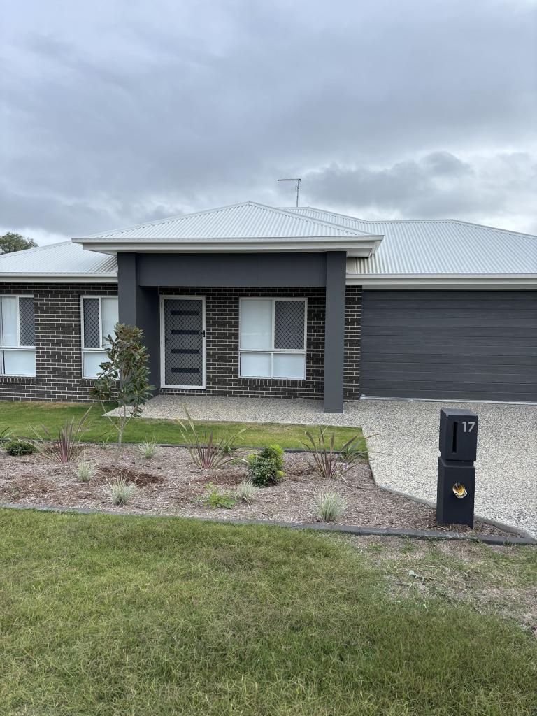 17 Crebra Ct, Warwick, QLD 4370