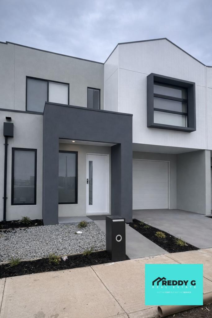 18 Attraction Way, Mambourin, VIC 3024