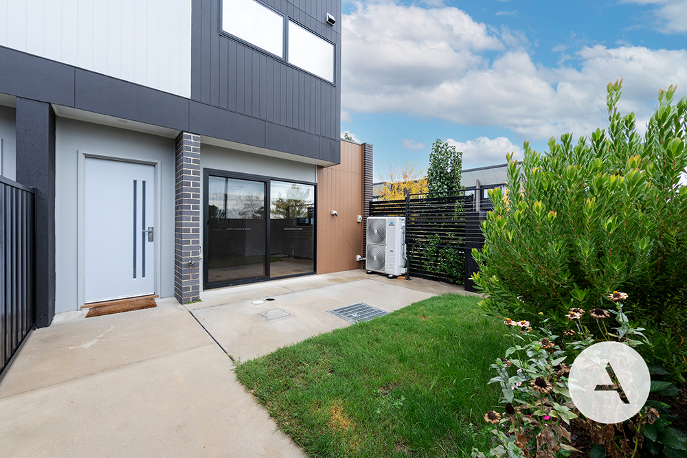 41/18 Cornelius St, Coombs, ACT 2611