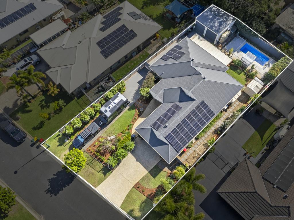 12 Sinclair Pl, Ningi, QLD 4511