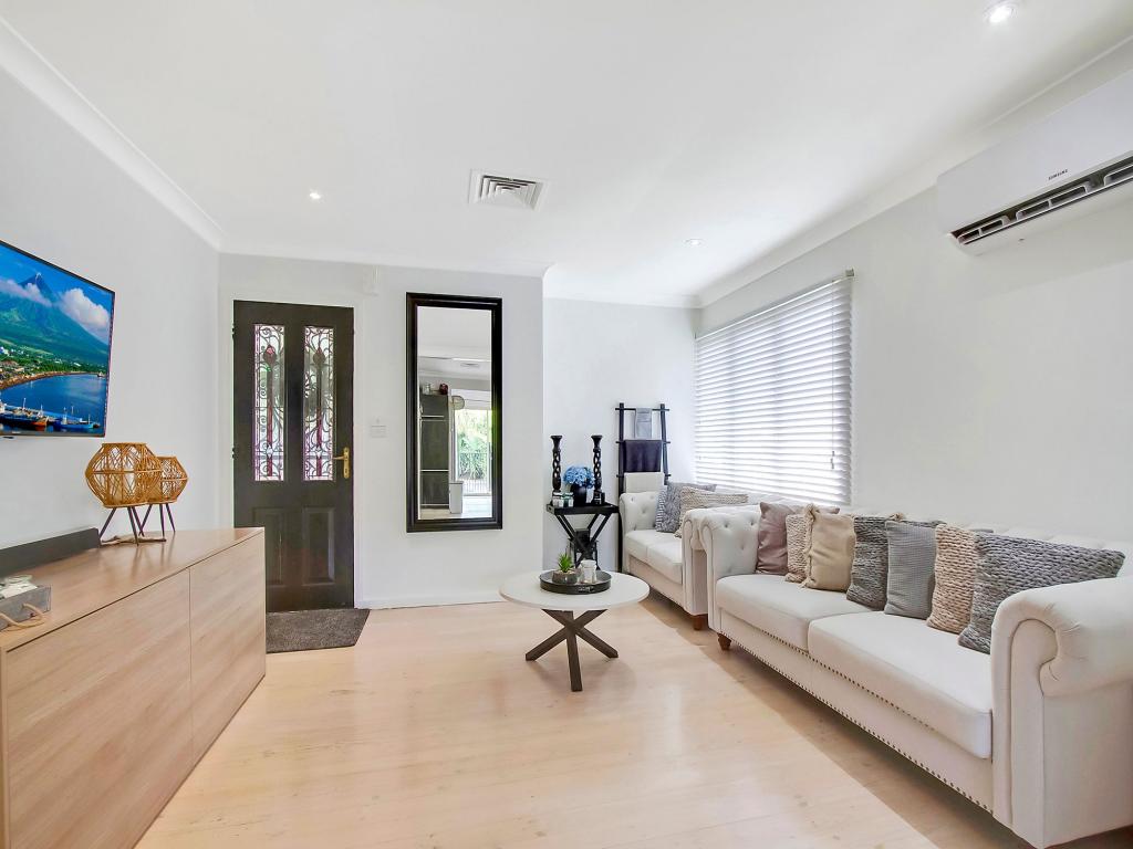 179 Captain Cook Dr, Willmot, NSW 2770