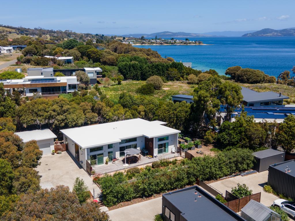 134 Spitfarm Rd, Opossum Bay, TAS 7023