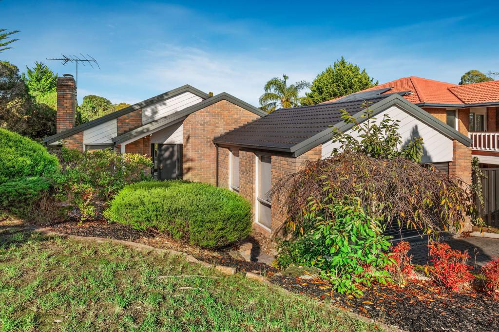 1 Thomas Hardy Dr, Templestowe, VIC 3106
