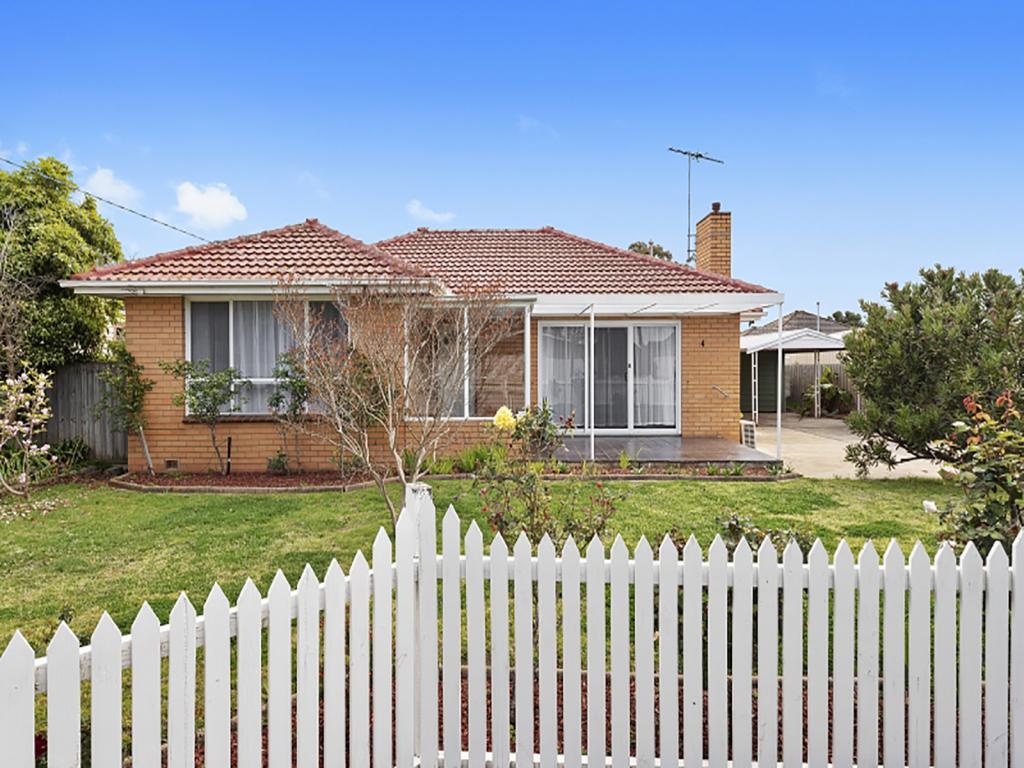 4 Bohan Gr, Belmont, VIC 3216