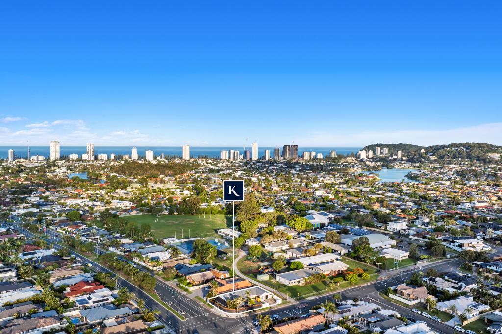 2 Whistler Dr, Burleigh Waters, QLD 4220