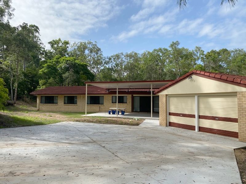 74 Sugars Rd, Bellbowrie, QLD 4070