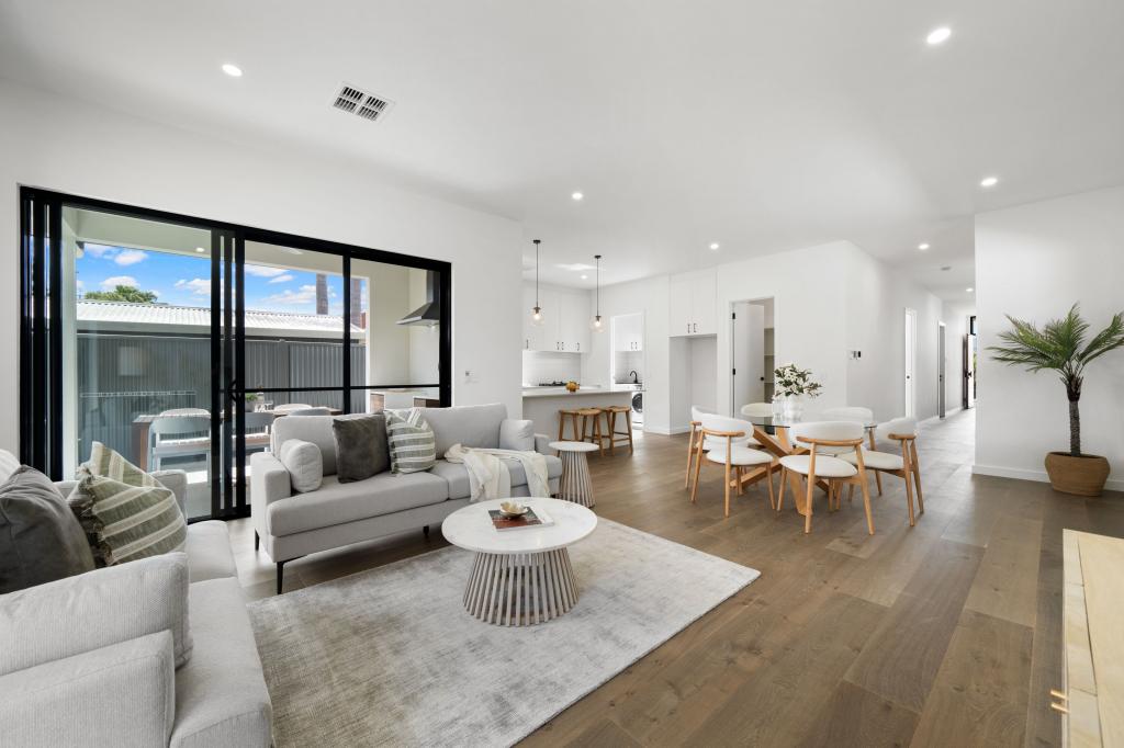 25a Manly Cct, West Lakes Shore, SA 5020