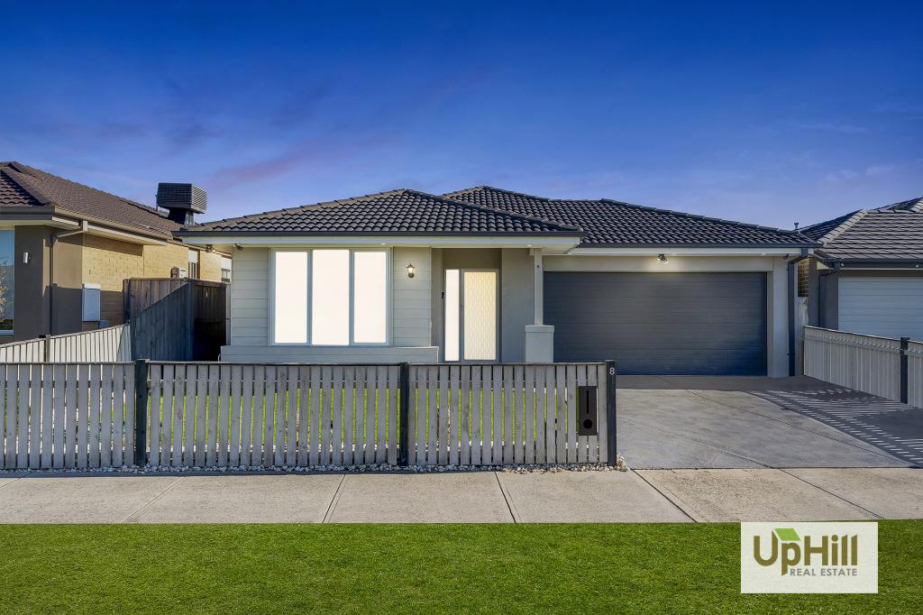 8 Guineas St, Cranbourne East, VIC 3977
