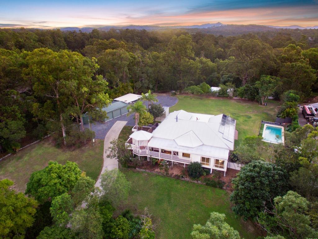39 PEPPERMINT DR, CASHMERE, QLD 4500