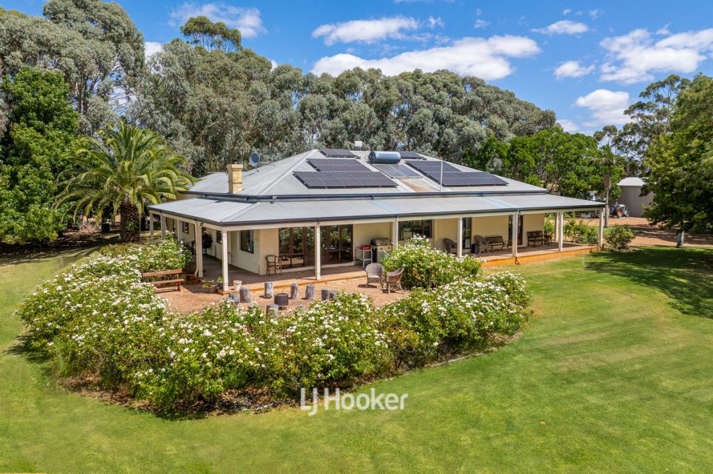 62 Panizza Rd, Crooked Brook, WA 6236