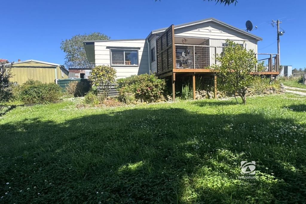 4273 GELANTIPY RD, GELANTIPY, VIC 3885