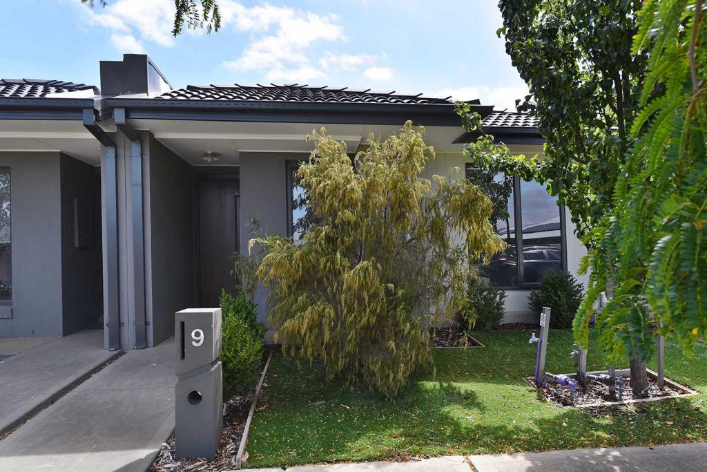 9 Festival St, Diggers Rest, VIC 3427