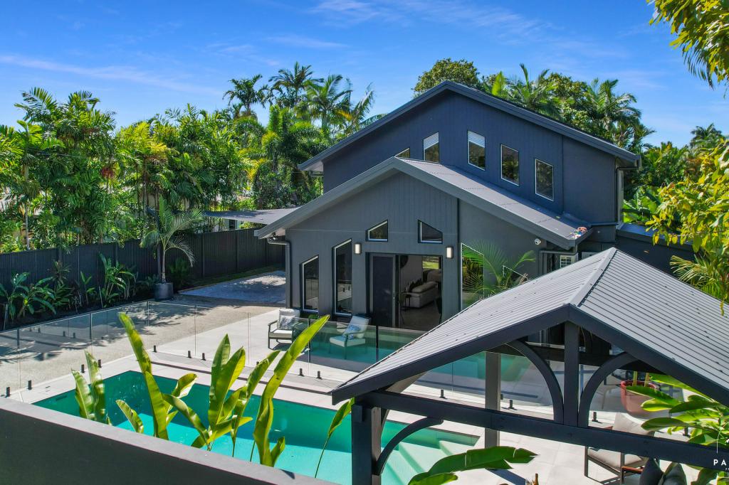 32 Terebra St, Palm Cove, QLD 4879