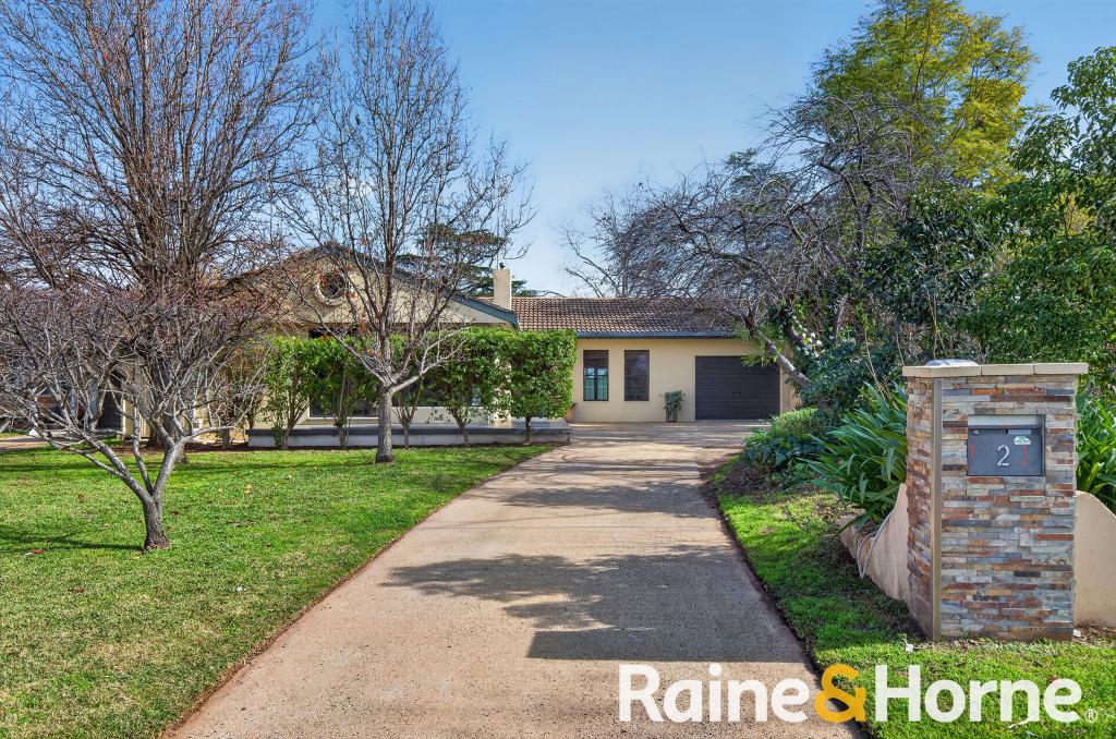 2 Beveridge Cres, Dubbo, NSW 2830