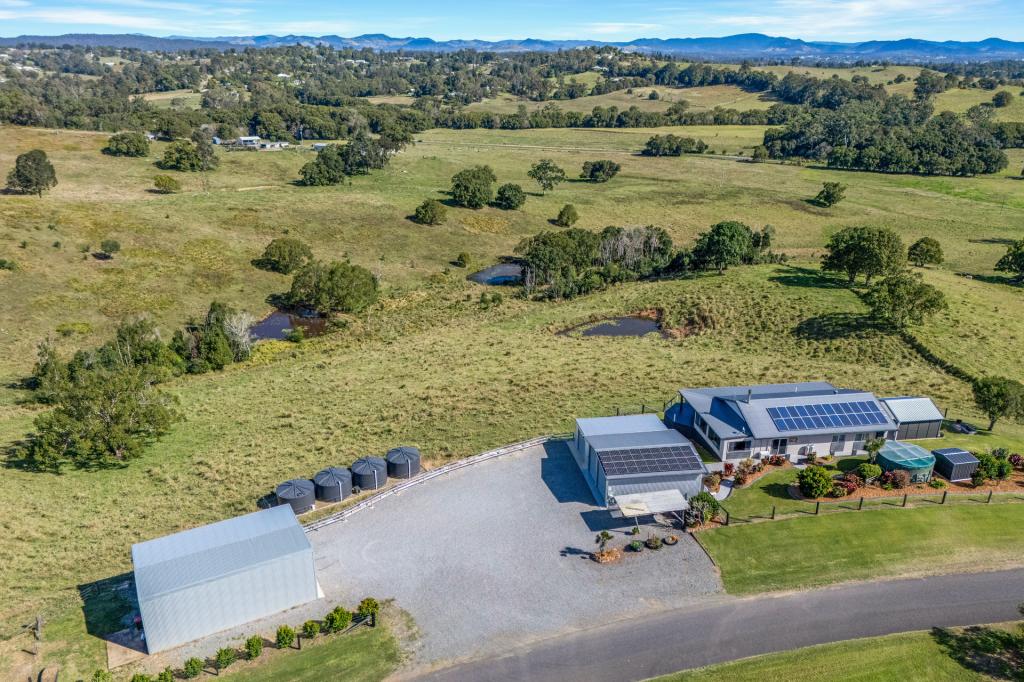 92 Cavanagh Rd, Greens Creek, QLD 4570