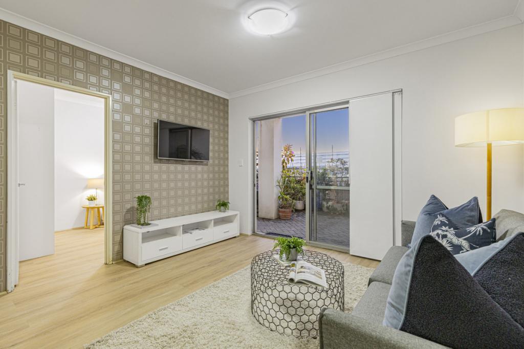 12/2 Royston Link, Butler, WA 6036
