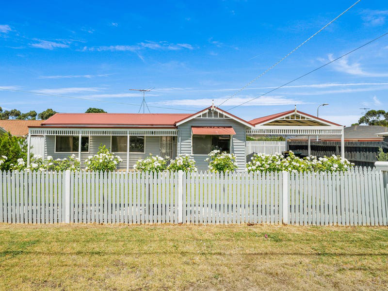 1 BLANDE CT, LARA, VIC 3212