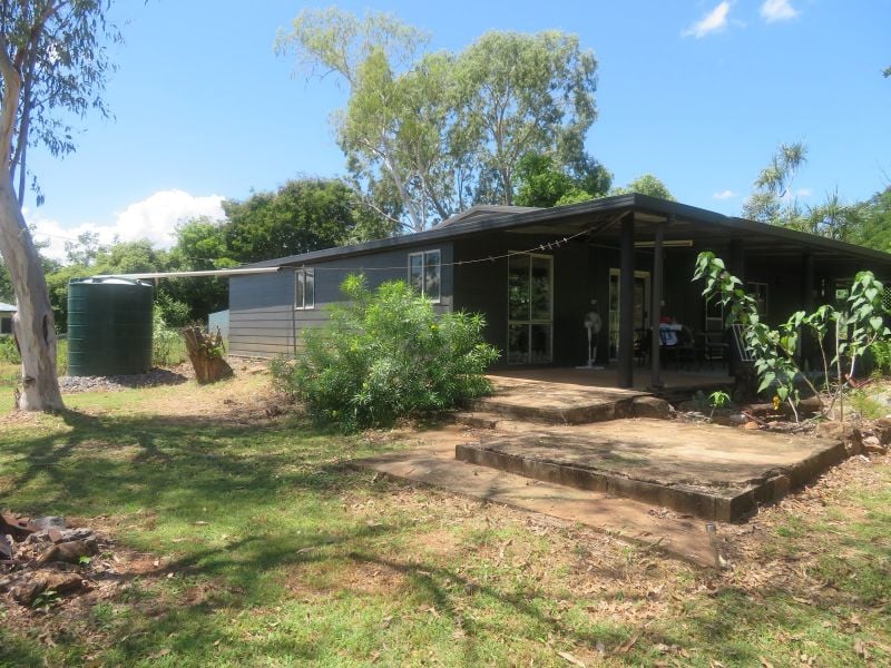 7-11 Knowe St, Chillagoe, QLD 4871