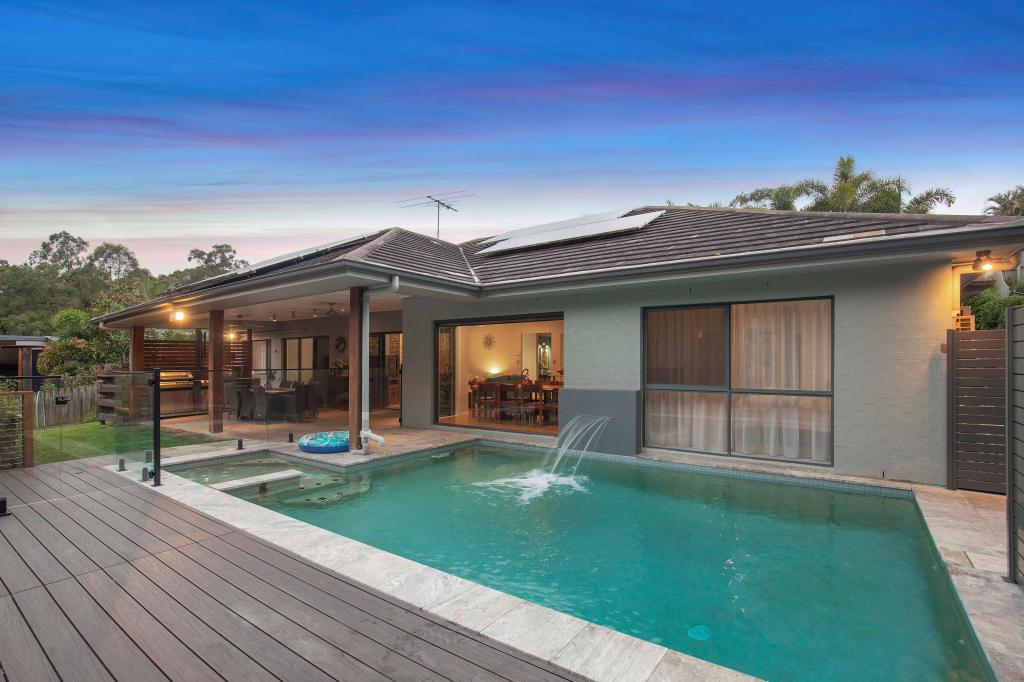 8 Grandis Ct, Cashmere, QLD 4500