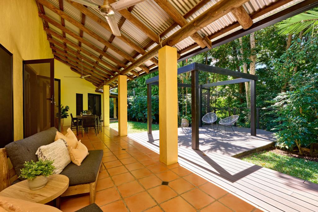 20 Lake Morris Rd, Kanimbla, QLD 4870