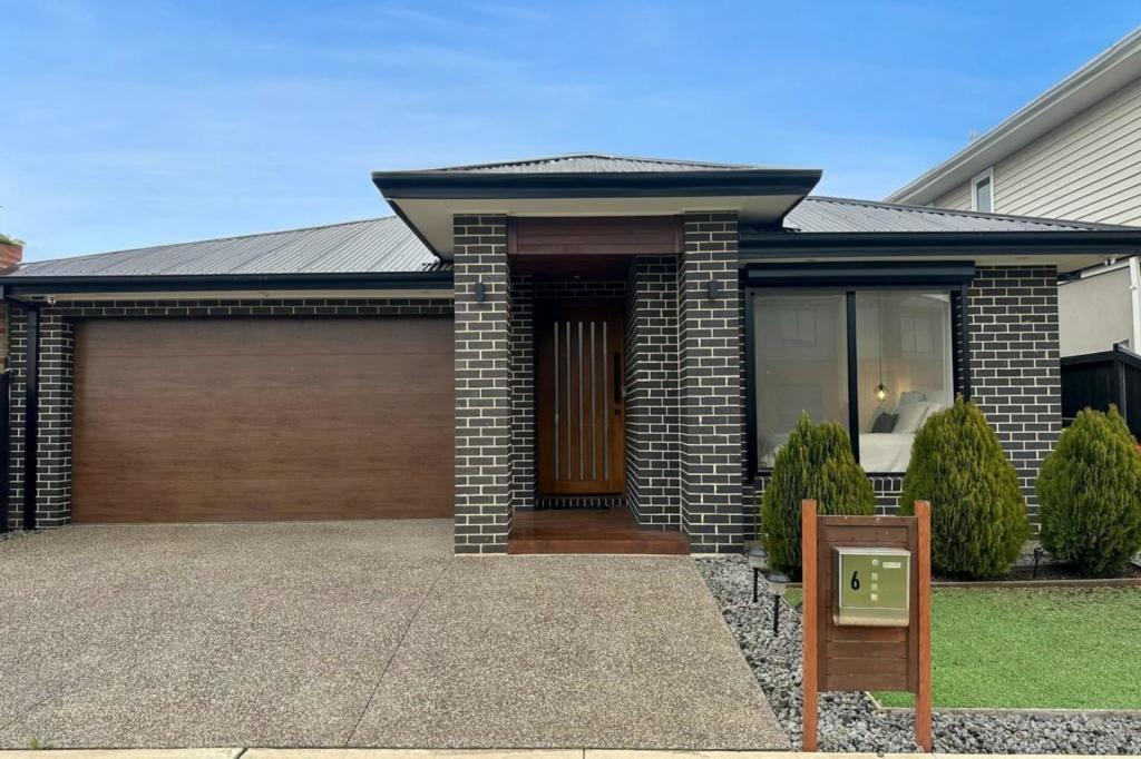 6 Savas Way, Fraser Rise, VIC 3336