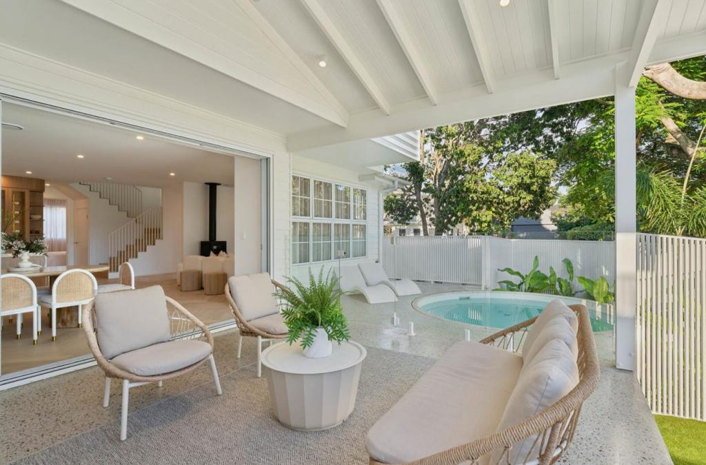 1/12 Avanti St, Mermaid Waters, QLD 4218