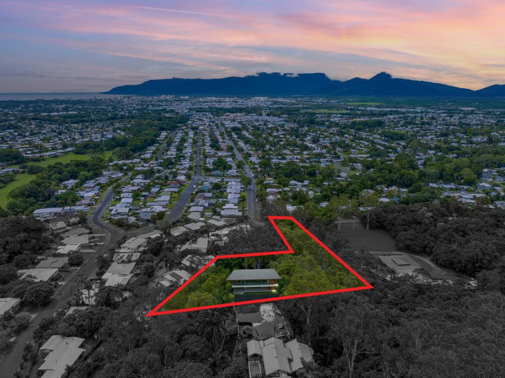 132 Balaclava Rd, Earlville, QLD 4870